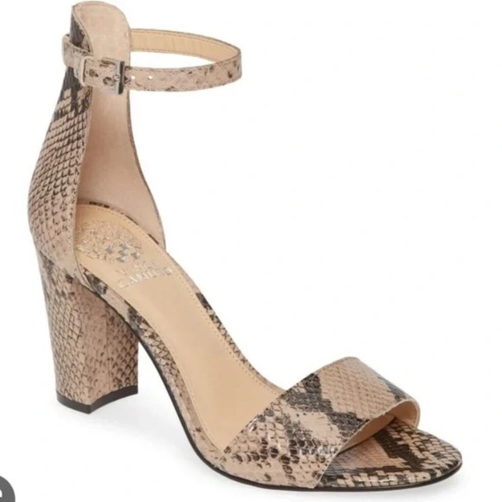 Vince Camuto snakeskin print women’s Corlina ankle strap sandal Size 10